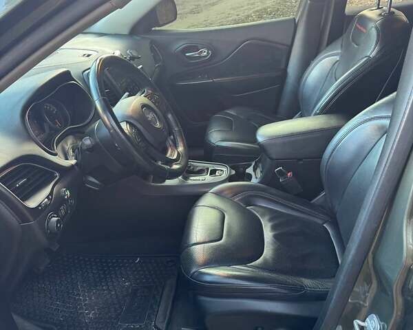 Зелений Джип Cherokee, об'ємом двигуна 3.24 л та пробігом 92 тис. км за 21400 $, фото 13 на Automoto.ua