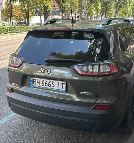 Зеленый Джип Чероки, объемом двигателя 2.36 л и пробегом 135 тыс. км за 16000 $, фото 2 на Automoto.ua