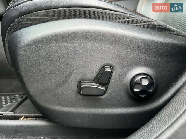 Зеленый Джип Чероки, объемом двигателя 3.2 л и пробегом 93 тыс. км за 21990 $, фото 18 на Automoto.ua