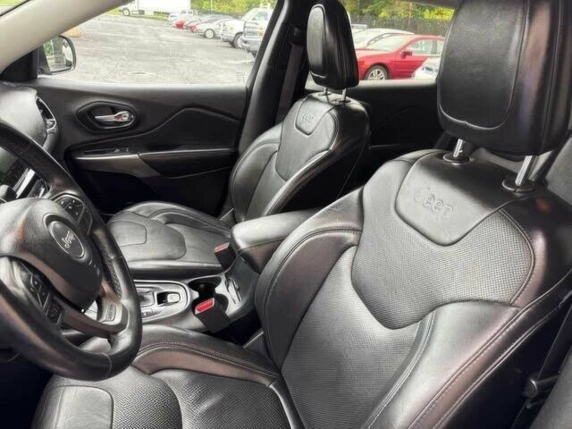 Зелений Джип Cherokee, об'ємом двигуна 3.2 л та пробігом 34 тис. км за 13000 $, фото 7 на Automoto.ua