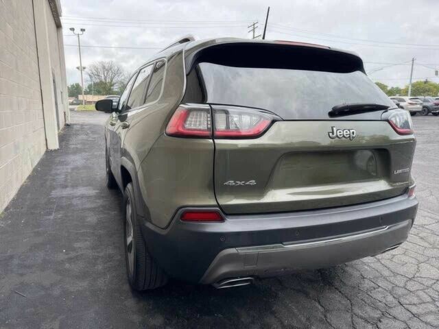Зелений Джип Cherokee, об'ємом двигуна 3.2 л та пробігом 34 тис. км за 13000 $, фото 4 на Automoto.ua