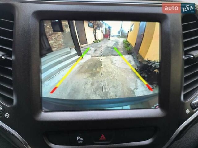 Зелений Джип Cherokee, об'ємом двигуна 3.24 л та пробігом 95 тис. км за 21200 $, фото 12 на Automoto.ua