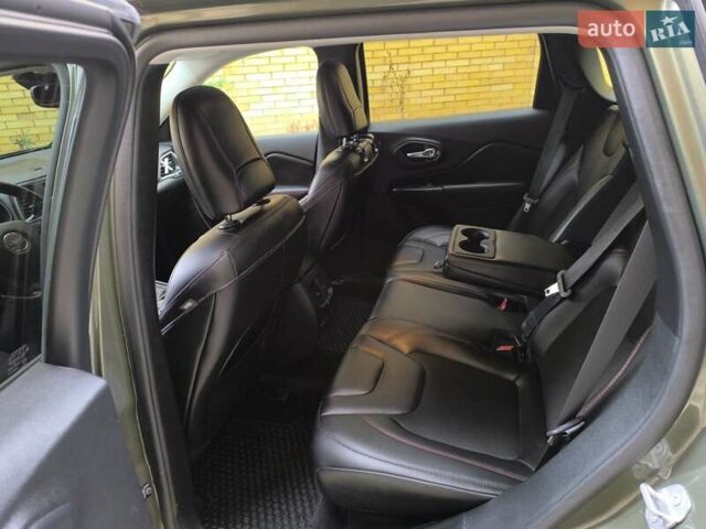 Зелений Джип Cherokee, об'ємом двигуна 3.24 л та пробігом 95 тис. км за 21200 $, фото 21 на Automoto.ua