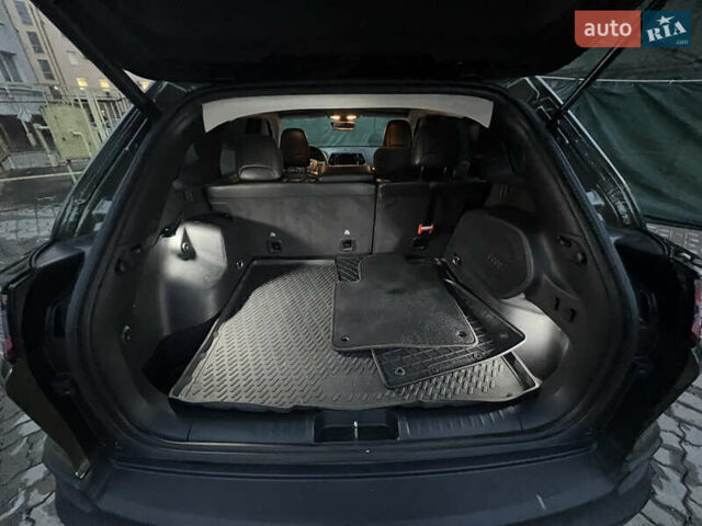 Зеленый Джип Чероки, объемом двигателя 2 л и пробегом 35 тыс. км за 21000 $, фото 13 на Automoto.ua