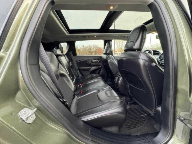 Зелений Джип Cherokee, об'ємом двигуна 2.4 л та пробігом 31 тис. км за 14700 $, фото 14 на Automoto.ua