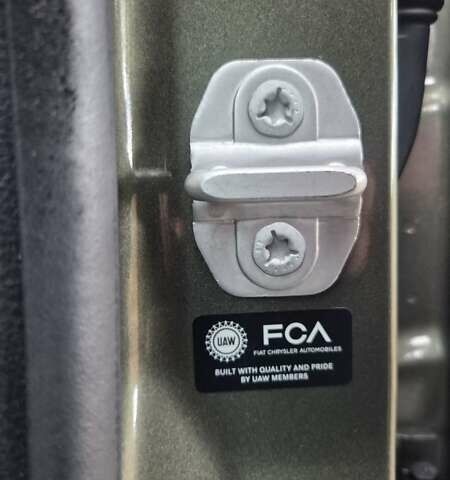 Джип Чероки 2021 в Полтаве на Automoto.ua Зеленый Джип Чероки, объемом двигателя 3.24 л и пробегом 91 тыс. км за 22000 $, фото 10 на Automoto.ua