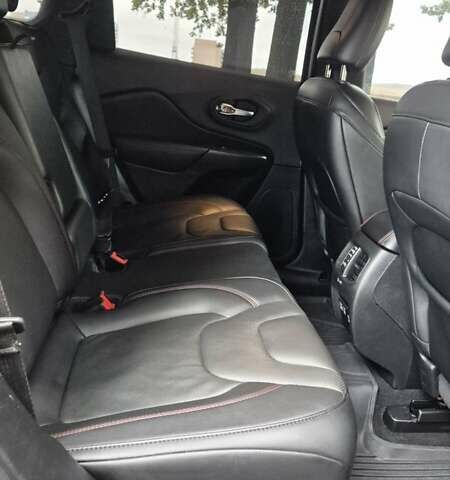 Джип Чероки 2021 в Полтаве на Automoto.ua Зеленый Джип Чероки, объемом двигателя 3.24 л и пробегом 91 тыс. км за 22000 $, фото 11 на Automoto.ua