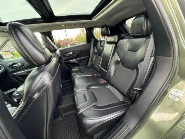 Зеленый Джип Чероки, объемом двигателя 2.4 л и пробегом 29 тыс. км за 4100 $, фото 11 на Automoto.ua