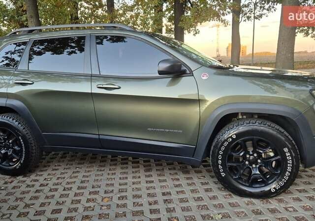 Джип Чероки 2021 в Полтаве на Automoto.ua Зеленый Джип Чероки, объемом двигателя 3.24 л и пробегом 91 тыс. км за 22000 $, фото 5 на Automoto.ua