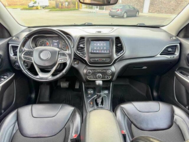 Зеленый Джип Чероки, объемом двигателя 2.4 л и пробегом 29 тыс. км за 4100 $, фото 7 на Automoto.ua