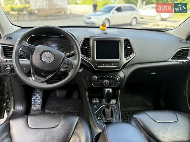 Зелений Джип Cherokee, об'ємом двигуна 3.24 л та пробігом 74 тис. км за 17700 $, фото 16 на Automoto.ua