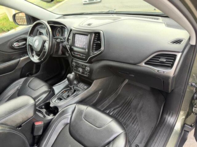 Зеленый Джип Чероки, объемом двигателя 2.4 л и пробегом 11 тыс. км за 5900 $, фото 9 на Automoto.ua