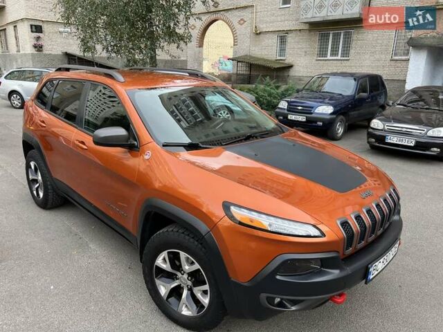 Оранжевый Джип Чероки, объемом двигателя 2.36 л и пробегом 232 тыс. км за 11999 $, фото 1 на Automoto.ua