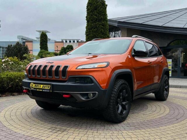 Помаранчевий Джип Cherokee, об'ємом двигуна 0.32 л та пробігом 224 тис. км за 15999 $, фото 2 на Automoto.ua