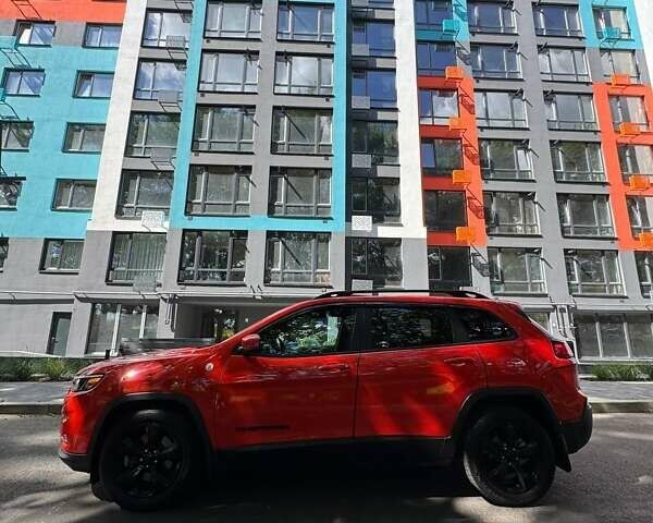 Помаранчевий Джип Cherokee, об'ємом двигуна 2.36 л та пробігом 37 тис. км за 18500 $, фото 1 на Automoto.ua