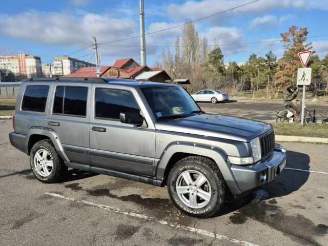 Сірий Джип Коммандер, об'ємом двигуна 3 л та пробігом 344 тис. км за 5400 $, фото 3 на Automoto.ua