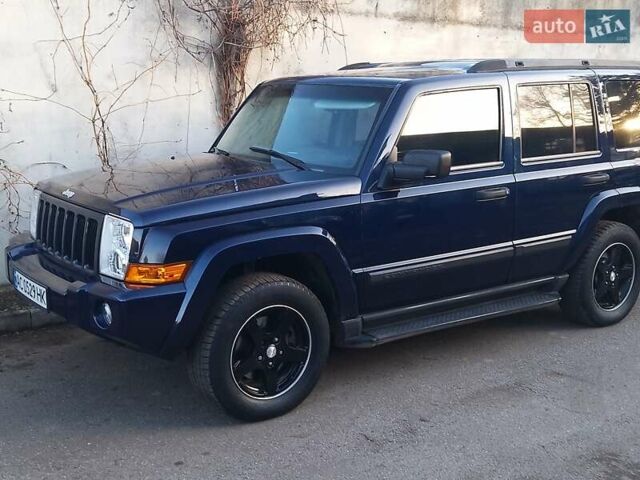 Синий Джип Коммандер, объемом двигателя 3.7 л и пробегом 285 тыс. км за 9600 $, фото 2 на Automoto.ua