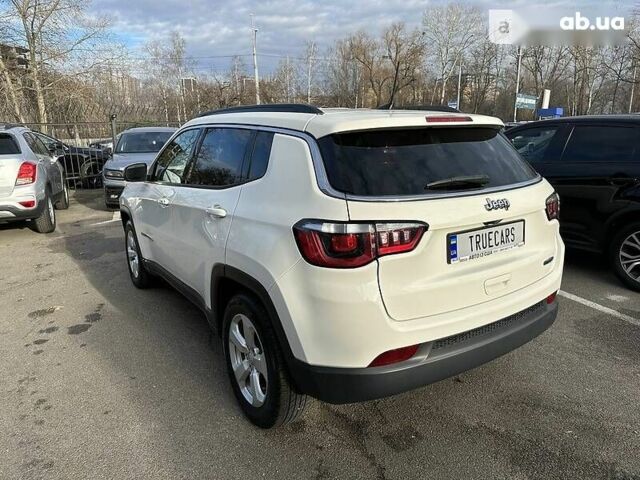 Белый Джип Компас, объемом двигателя 2.4 л и пробегом 23 тыс. км за 18500 $, фото 3 на Automoto.ua
