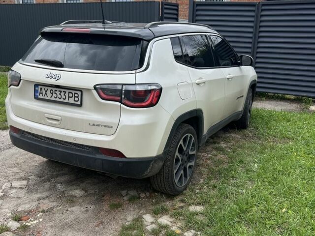 Белый Джип Компас, объемом двигателя 2.36 л и пробегом 170 тыс. км за 370 $, фото 1 на Automoto.ua