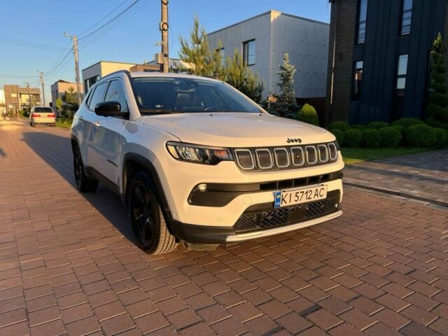 Білий Джип Compass, об'ємом двигуна 2.4 л та пробігом 83 тис. км за 22916 $, фото 1 на Automoto.ua