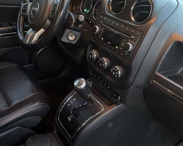 Белый Джип Компас, объемом двигателя 2.4 л и пробегом 218 тыс. км за 9800 $, фото 12 на Automoto.ua