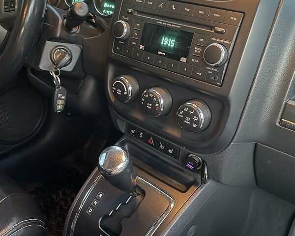 Белый Джип Компас, объемом двигателя 2.4 л и пробегом 218 тыс. км за 9800 $, фото 8 на Automoto.ua