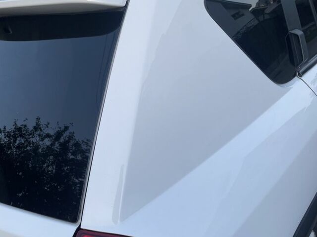 Белый Джип Компас, объемом двигателя 2.4 л и пробегом 218 тыс. км за 9500 $, фото 3 на Automoto.ua