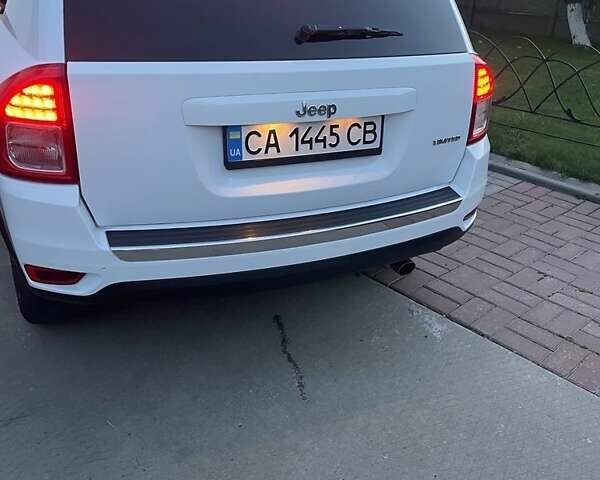 Белый Джип Компас, объемом двигателя 2.4 л и пробегом 218 тыс. км за 9800 $, фото 7 на Automoto.ua