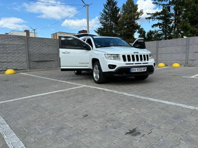 Білий Джип Compass, об'ємом двигуна 2.1 л та пробігом 272 тис. км за 10999 $, фото 9 на Automoto.ua