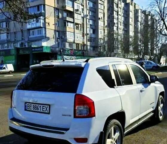 Білий Джип Compass, об'ємом двигуна 2.14 л та пробігом 170 тис. км за 10700 $, фото 7 на Automoto.ua