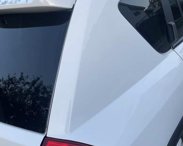 Белый Джип Компас, объемом двигателя 2.4 л и пробегом 218 тыс. км за 9800 $, фото 2 на Automoto.ua