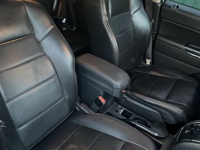 Белый Джип Компас, объемом двигателя 2.4 л и пробегом 218 тыс. км за 9500 $, фото 14 на Automoto.ua