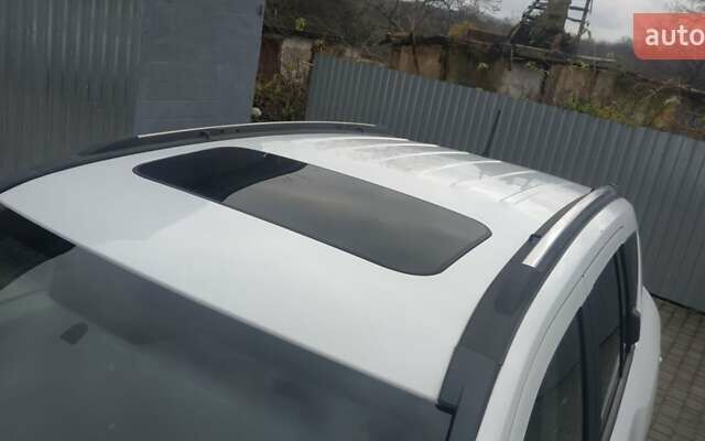 Белый Джип Компас, объемом двигателя 2.14 л и пробегом 320 тыс. км за 7600 $, фото 6 на Automoto.ua