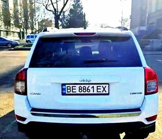 Білий Джип Compass, об'ємом двигуна 2.14 л та пробігом 170 тис. км за 10700 $, фото 6 на Automoto.ua