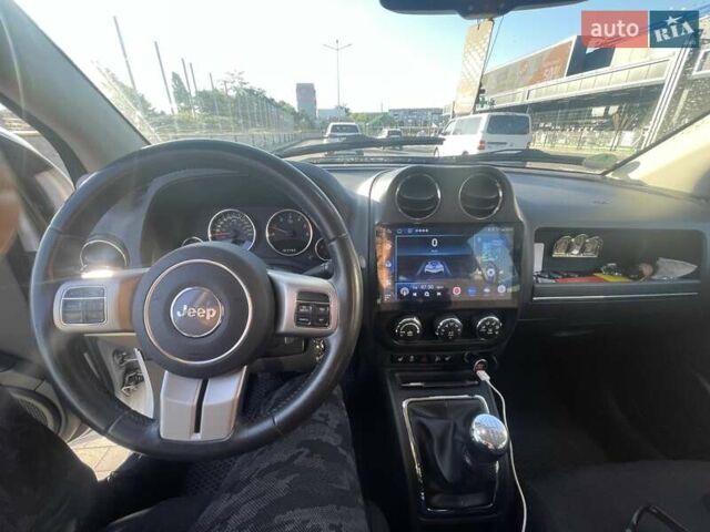Белый Джип Компас, объемом двигателя 2.14 л и пробегом 164 тыс. км за 11500 $, фото 8 на Automoto.ua