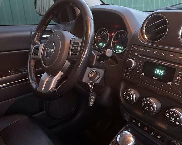 Белый Джип Компас, объемом двигателя 2.4 л и пробегом 218 тыс. км за 9800 $, фото 9 на Automoto.ua