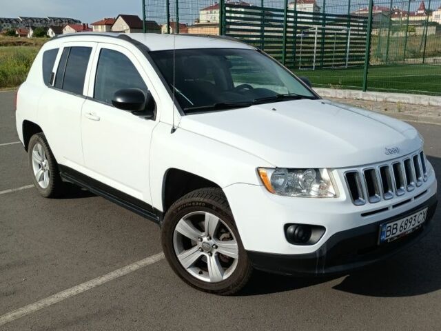 Білий Джип Compass, об'ємом двигуна 2 л та пробігом 238 тис. км за 8200 $, фото 5 на Automoto.ua