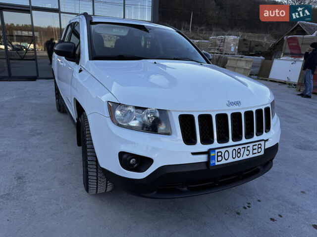 Білий Джип Compass, об'ємом двигуна 2.36 л та пробігом 216 тис. км за 7500 $, фото 2 на Automoto.ua