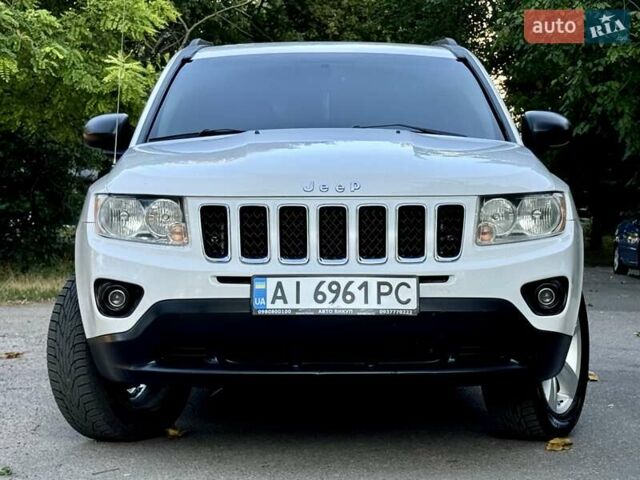 Белый Джип Компас, объемом двигателя 2.36 л и пробегом 233 тыс. км за 7800 $, фото 11 на Automoto.ua
