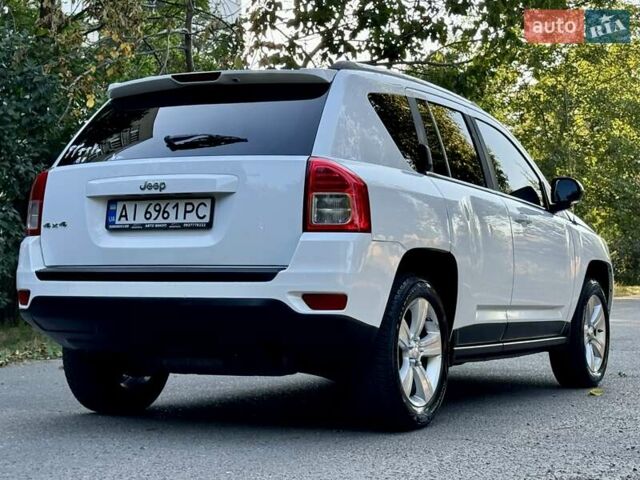 Белый Джип Компас, объемом двигателя 2.36 л и пробегом 233 тыс. км за 7800 $, фото 8 на Automoto.ua