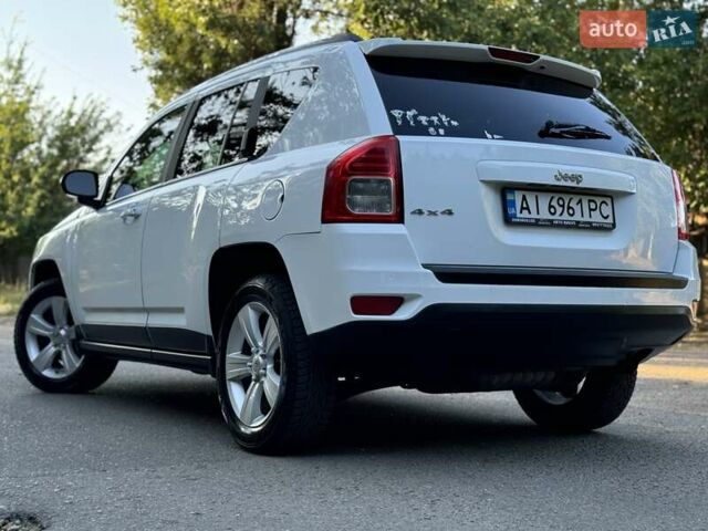 Белый Джип Компас, объемом двигателя 2.36 л и пробегом 233 тыс. км за 7800 $, фото 27 на Automoto.ua