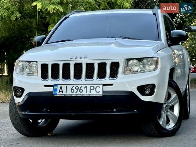 Белый Джип Компас, объемом двигателя 2.36 л и пробегом 233 тыс. км за 7800 $, фото 19 на Automoto.ua