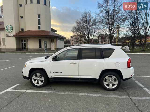 Білий Джип Compass, об'ємом двигуна 2.36 л та пробігом 167 тис. км за 8999 $, фото 2 на Automoto.ua