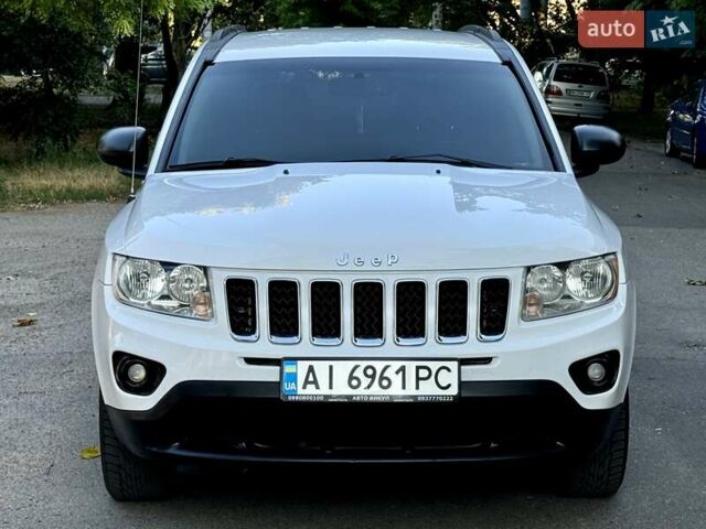 Белый Джип Компас, объемом двигателя 2.36 л и пробегом 233 тыс. км за 7800 $, фото 13 на Automoto.ua