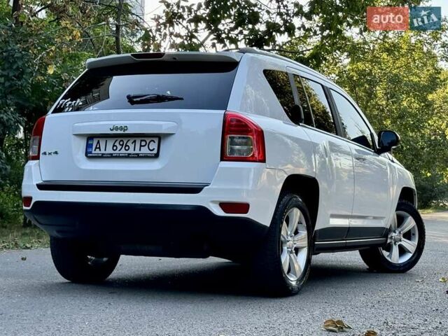 Белый Джип Компас, объемом двигателя 2.36 л и пробегом 233 тыс. км за 7800 $, фото 23 на Automoto.ua