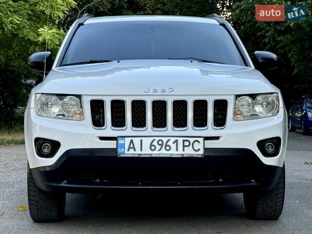 Белый Джип Компас, объемом двигателя 2.36 л и пробегом 233 тыс. км за 7800 $, фото 10 на Automoto.ua