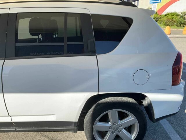 Білий Джип Compass, об'ємом двигуна 2.2 л та пробігом 235 тис. км за 4490 $, фото 5 на Automoto.ua