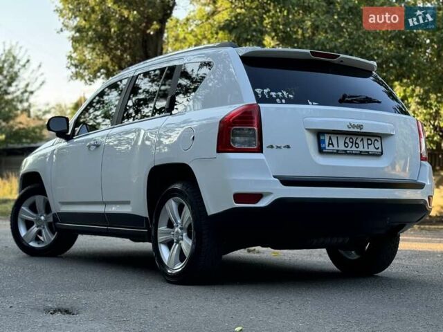 Белый Джип Компас, объемом двигателя 2.36 л и пробегом 233 тыс. км за 7800 $, фото 28 на Automoto.ua