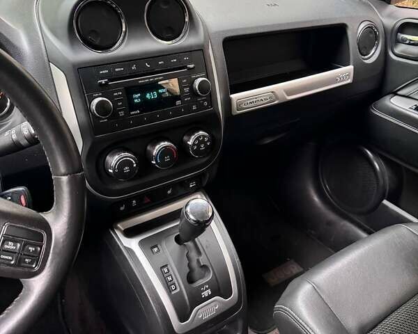 Білий Джип Compass, об'ємом двигуна 2.36 л та пробігом 85 тис. км за 11300 $, фото 16 на Automoto.ua