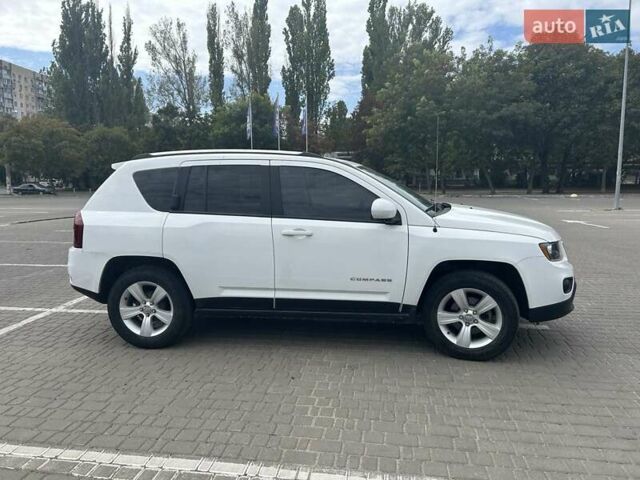 Білий Джип Compass, об'ємом двигуна 2.36 л та пробігом 85 тис. км за 10700 $, фото 9 на Automoto.ua